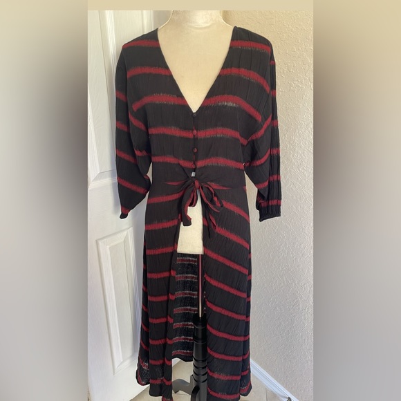 dizzy lizz Tops - NWT-Dizzy Lizzy Tunic